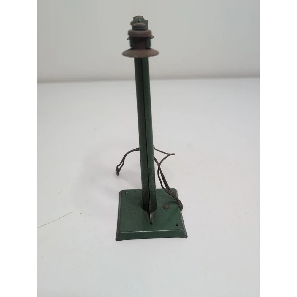 Vintage Street Light Gilbert American Flyer Train Pre War #233